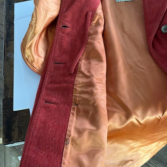 Vintage Mod Wool Cape | Davis of Boston | One Size Fits Most - Picture 8 of 9